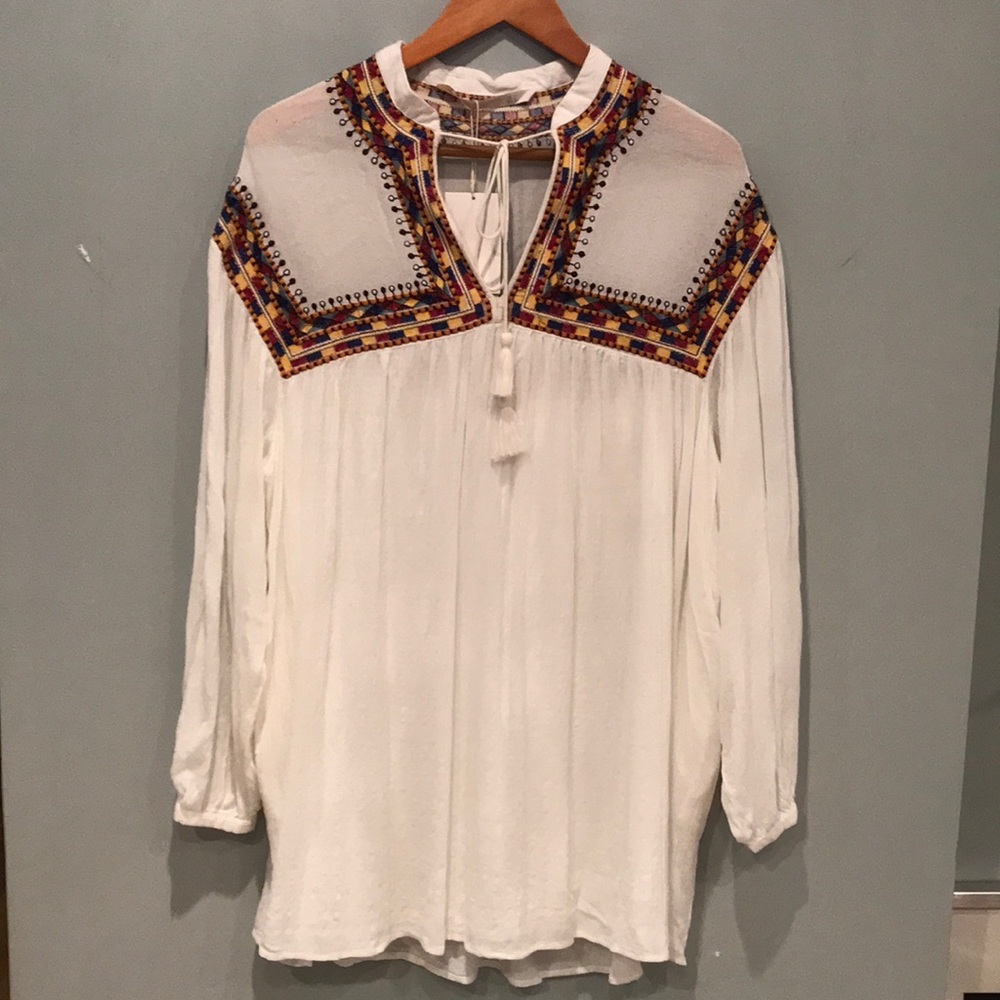 Zara Trafaluc white tunic with embroidery